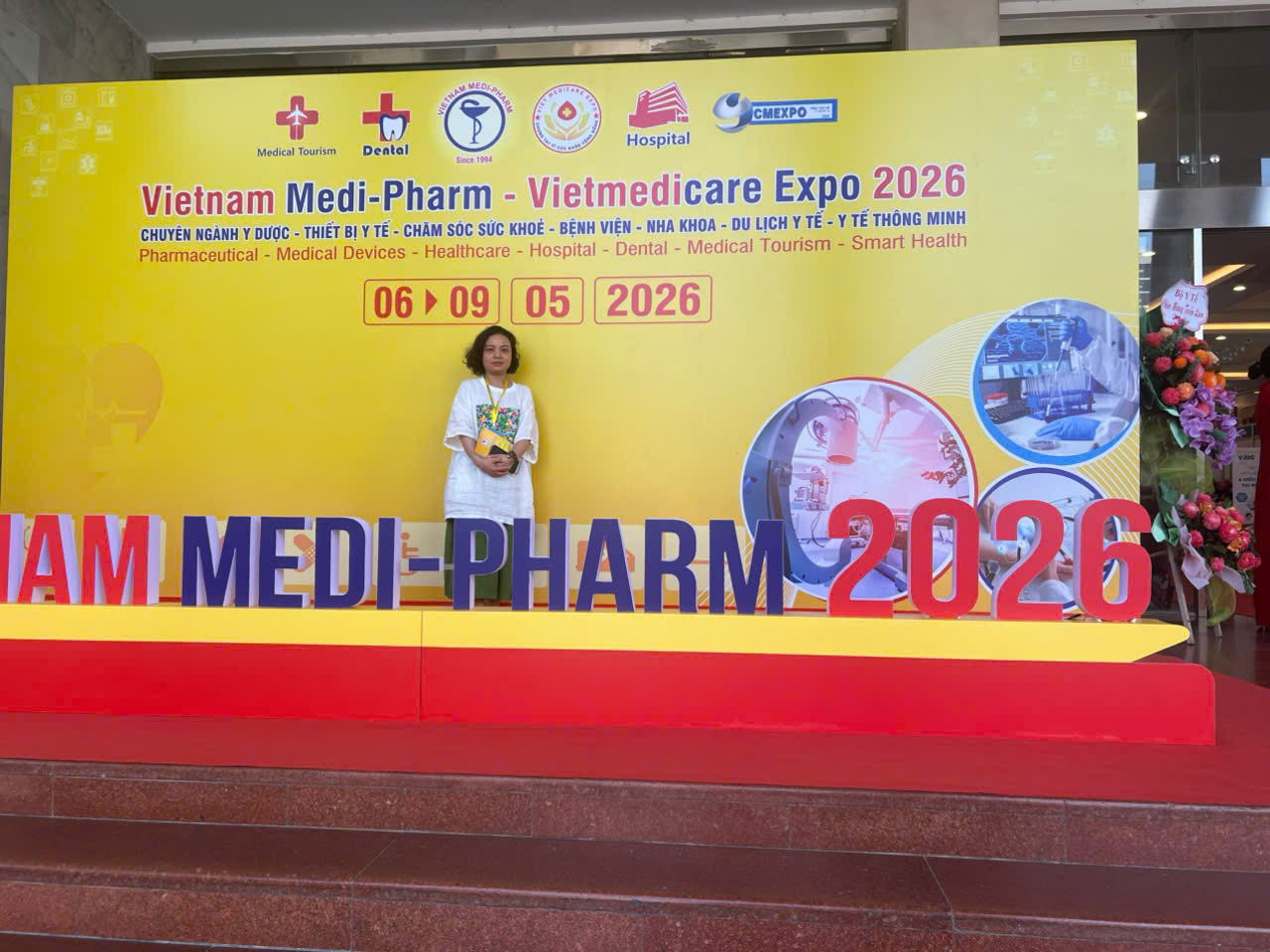 Đại diện Công Ty Khí Y Tế Thái Bình Dương tham dự Triển Lãm Y Dược Việt Nam 2026.